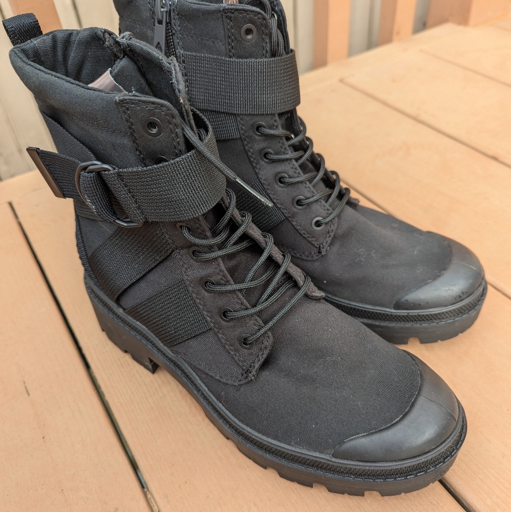 Like New Palladium Boots Tactical 😚